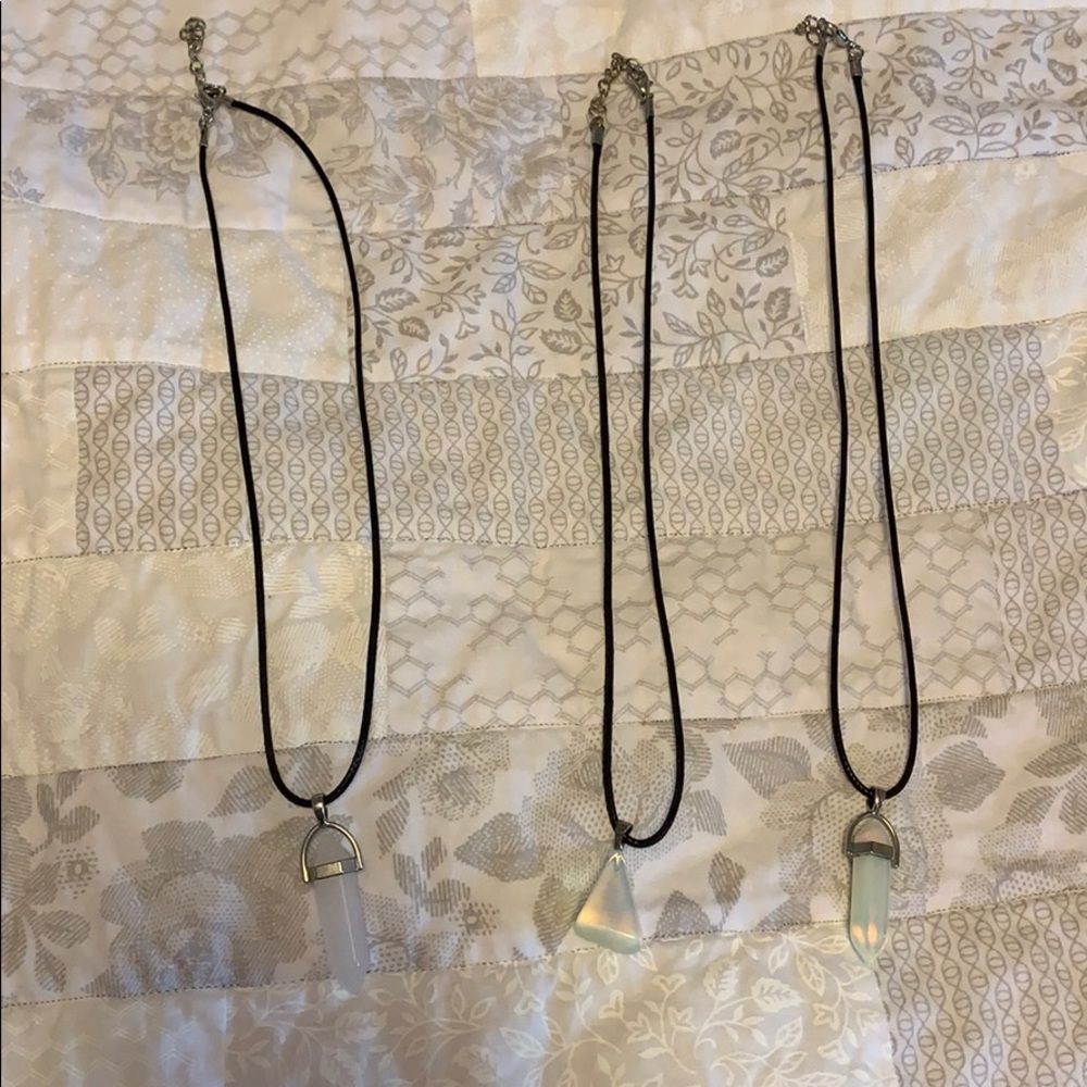 Set of three quartz necklaces